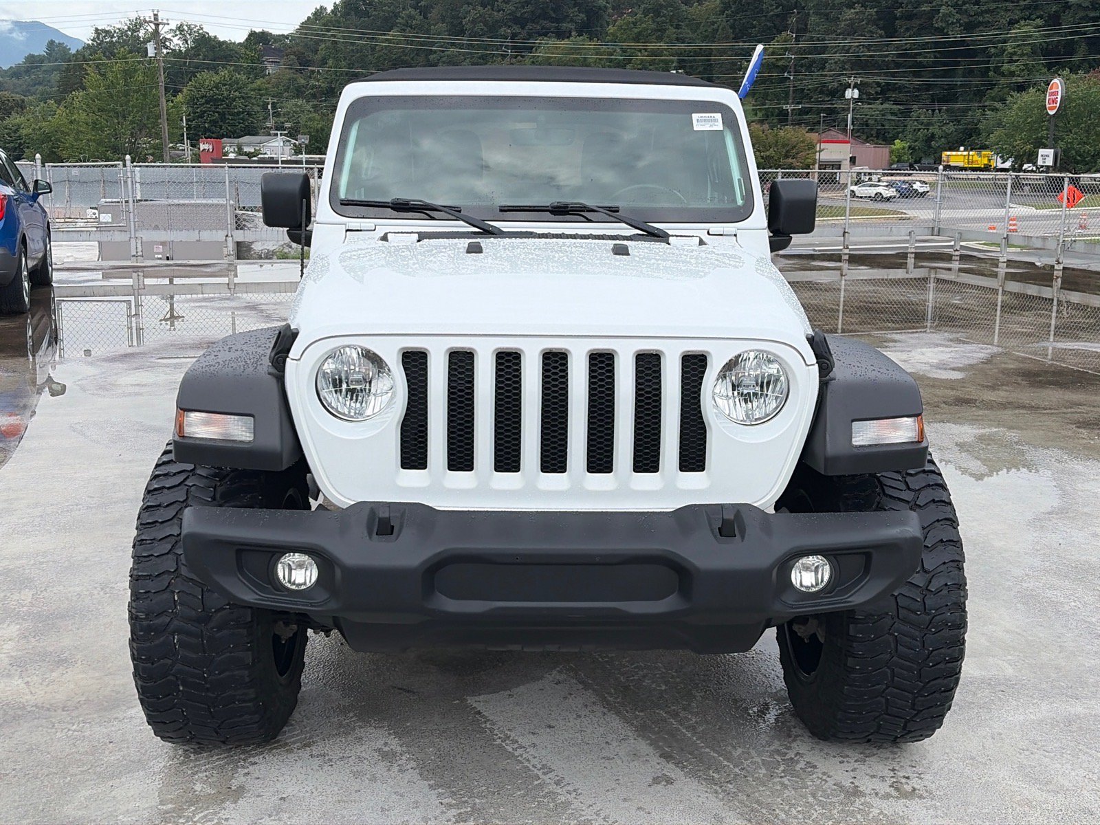 Used 2022 Jeep Wrangler Unlimited Sport AWD/4WD image 5