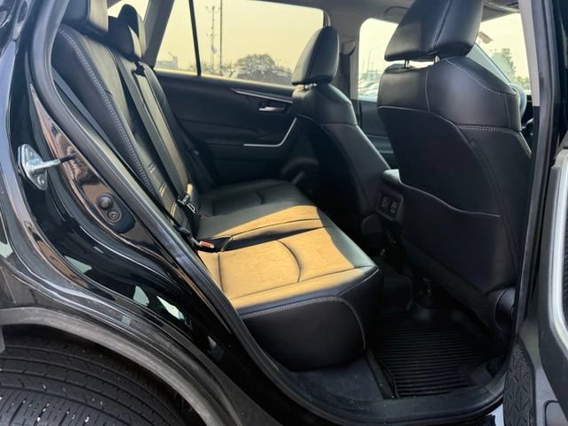 Used 2021 Toyota RAV4 XLE Premium AWD/4WD image 13