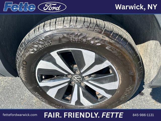 Used 2024 Volkswagen Atlas Cross Sport SE AWD/4WD image 12
