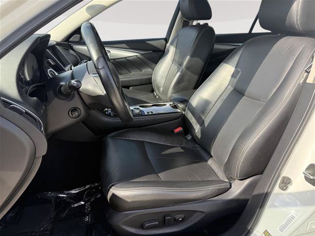 Used 2022 INFINITI Q50 Luxe w/ Cargo Package AWD/4WD image 6