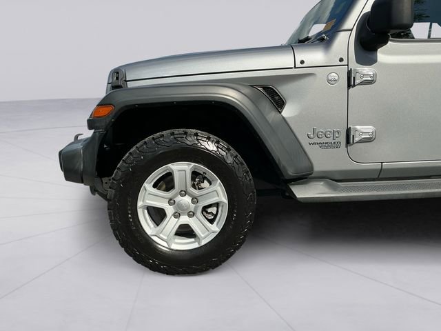 Used 2021 Jeep Wrangler Unlimited Sport AWD/4WD image 9