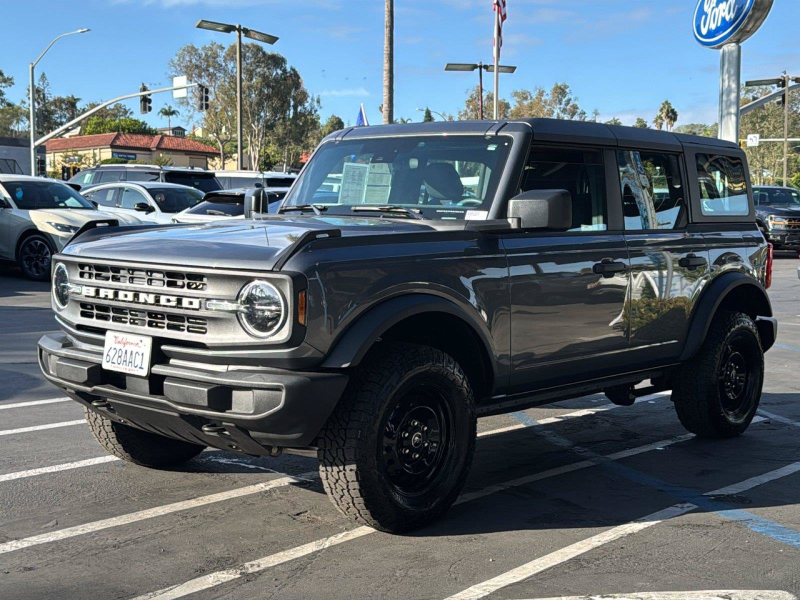 Certified 2025 Ford Bronco 4-Door AWD/4WD image 4