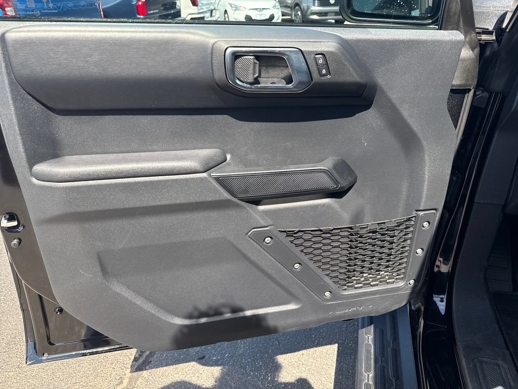 Certified 2025 Ford Bronco Outer Banks AWD/4WD image 11