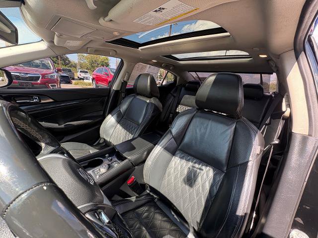 Used 2023 Nissan Maxima Platinum w/ Sport Mat Group FWD image 12