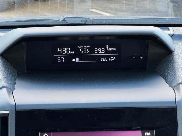 Used 2023 Subaru Crosstrek 2.0i image 13