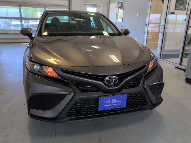 Used 2024 Toyota Camry SE AWD/4WD image 29