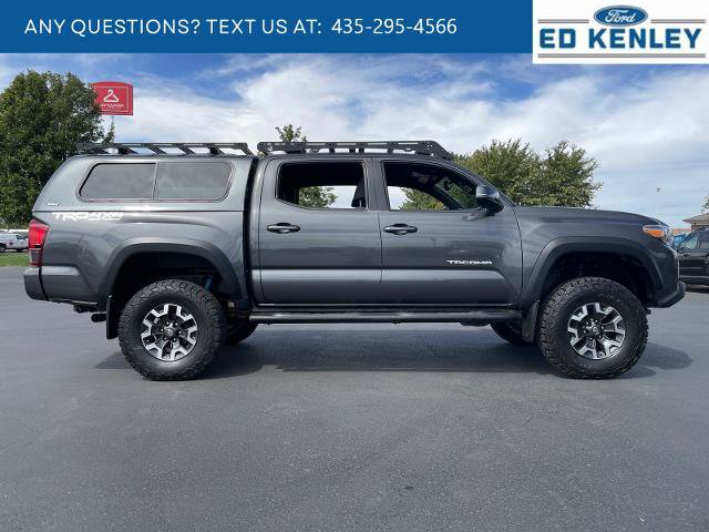 Used 2019 Toyota Tacoma TRD Off-Road w/ Technology Package AWD/4WD image 19
