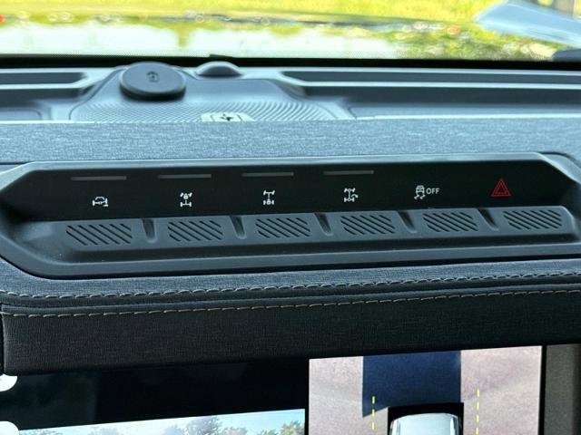 Certified 2025 Ford Bronco Badlands AWD/4WD image 25