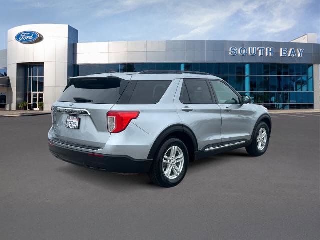 Certified 2023 Ford Explorer XLT RWD image 5
