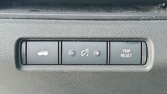 Used 2024 Nissan Altima 2.5 SV FWD image 10