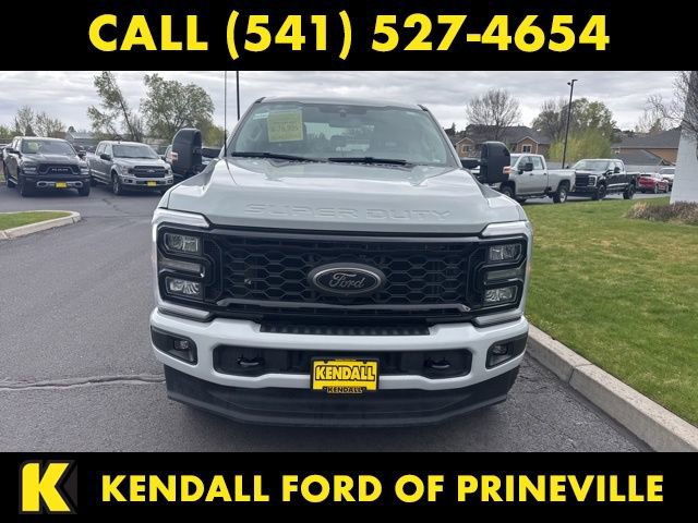 Certified 2025 Ford F350 Lariat w/ Black Appearance Package AWD/4WD image 3