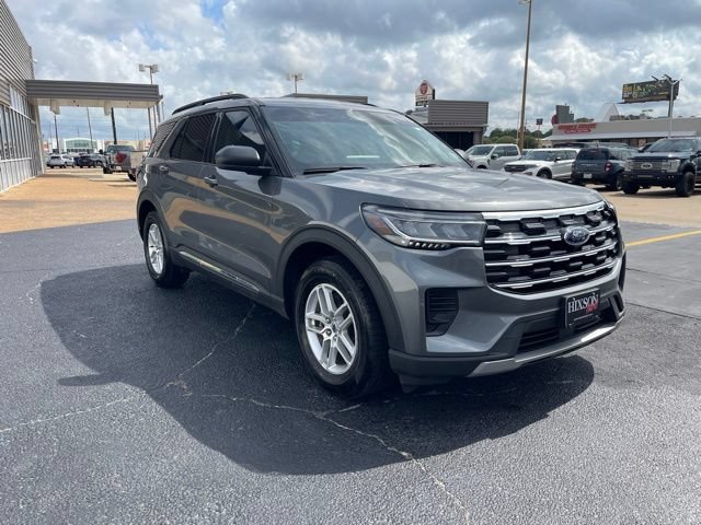 Certified 2025 Ford Explorer Active RWD image 11