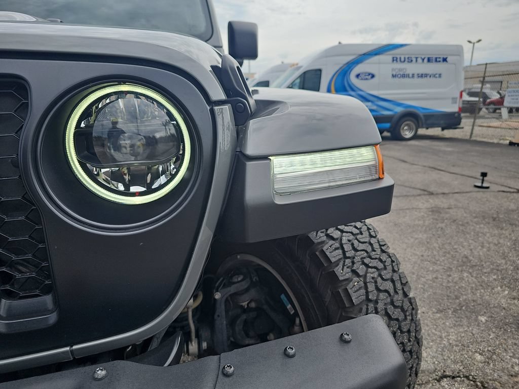Used 2023 Jeep Wrangler Unlimited Rubicon w/ Xtreme 35 Tire Package AWD/4WD image 30