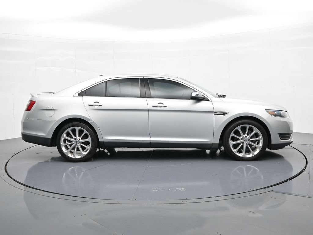 Certified 2019 Ford Taurus Limited AWD/4WD image 5