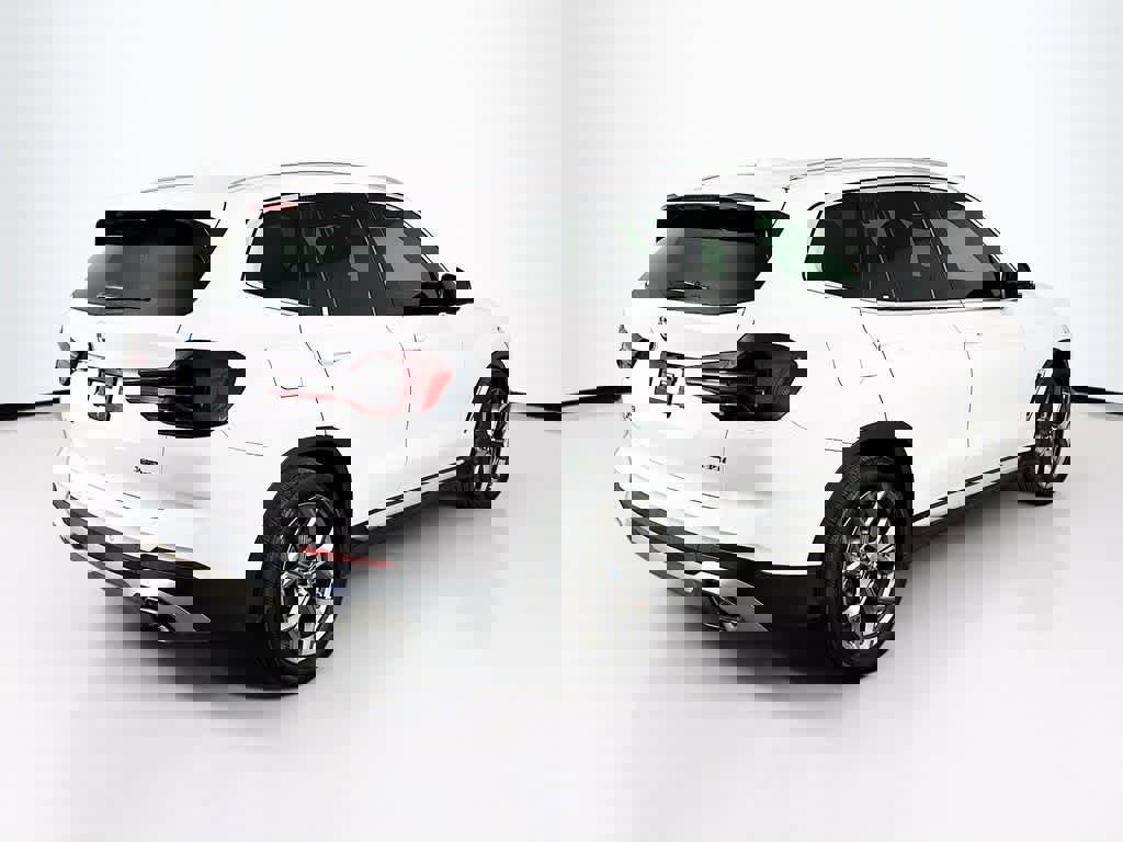 Used 2022 BMW X3 xDrive30i image 5