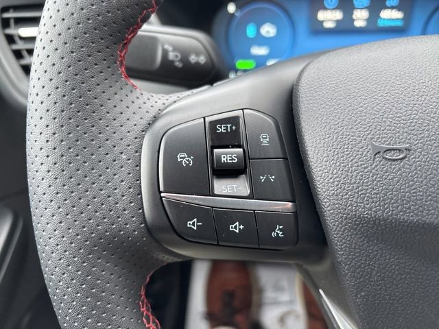 Certified 2024 Ford Escape ST-Line Elite AWD/4WD image 15