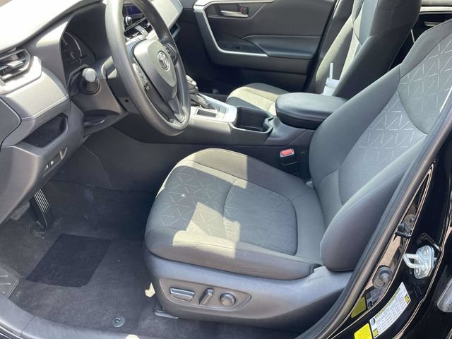 Used 2024 Toyota RAV4 XLE FWD image 7