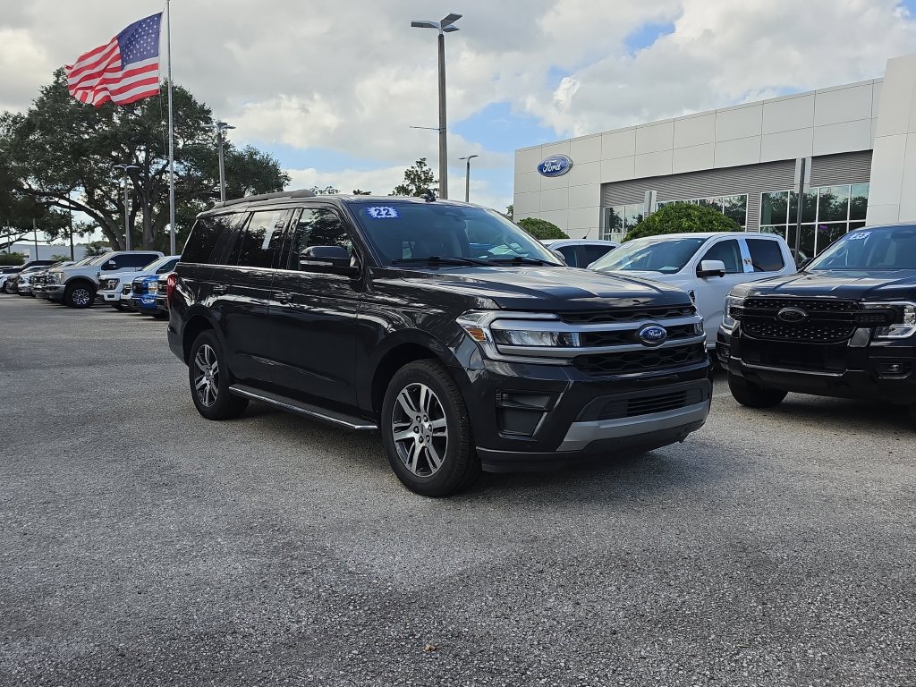 Certified 2022 Ford Expedition XLT RWD image 2