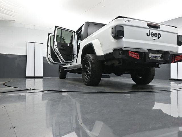Used 2022 Jeep Gladiator Sport AWD/4WD image 42