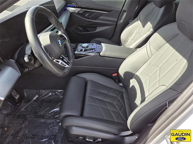 Used 2024 BMW 530i w/ M Sport Package image 12