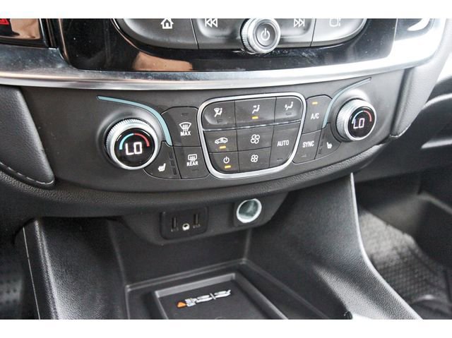 Used 2024 Chevrolet Traverse LT image 25