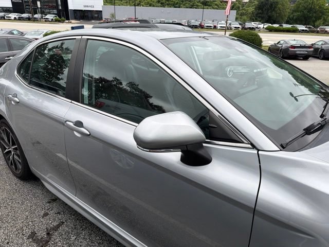 Used 2023 Toyota Camry SE FWD image 9