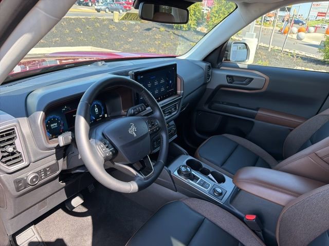 Certified 2025 Ford Bronco Sport Outer Banks w/ Outer Banks Tech Package+ AWD/4WD image 15