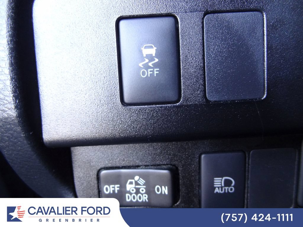 Used 2022 Toyota Tacoma SR5 w/ Technology Package RWD image 17