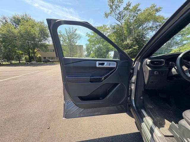Certified 2023 Ford Explorer ST-Line w/ Class IV Trailer Tow Package AWD/4WD image 25