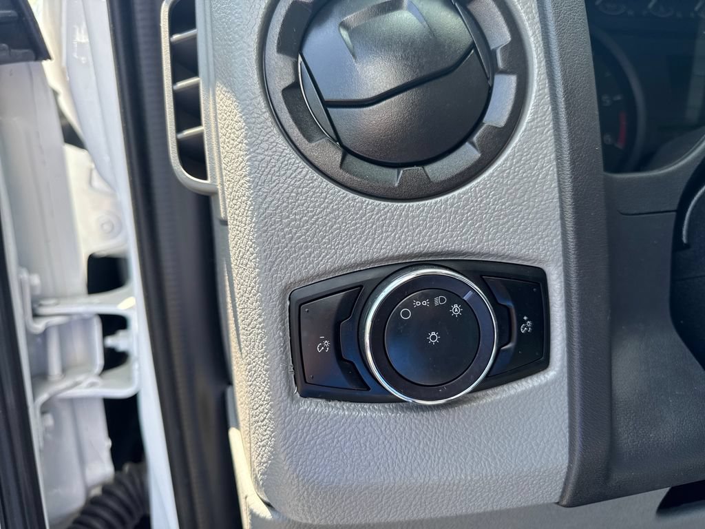 Certified 2025 Ford E-450 and Econoline 450 Super Duty w/ Power Equipment Group RWD image 31
