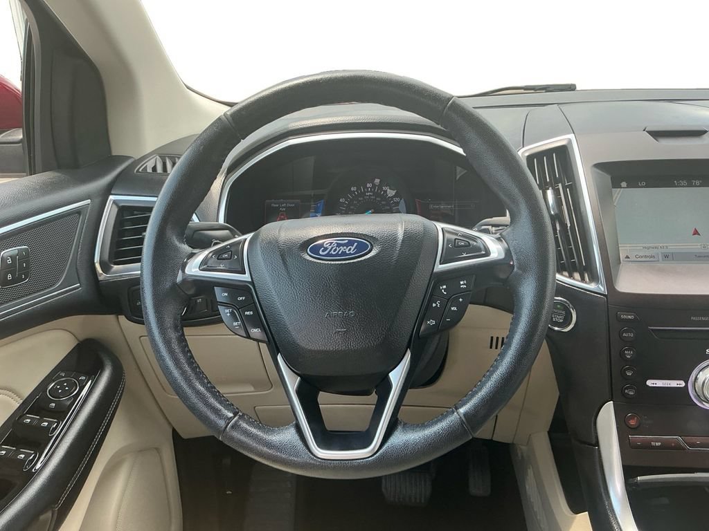 Certified 2018 Ford Edge Titanium w/ Technology Package FWD image 18