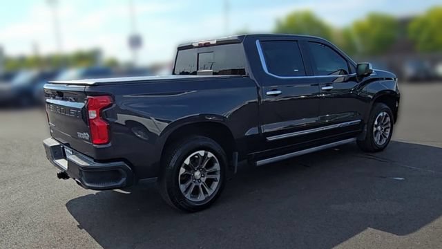 Used 2022 Chevrolet Silverado 1500 High Country w/ Z71 Off-Road Package AWD/4WD image 9