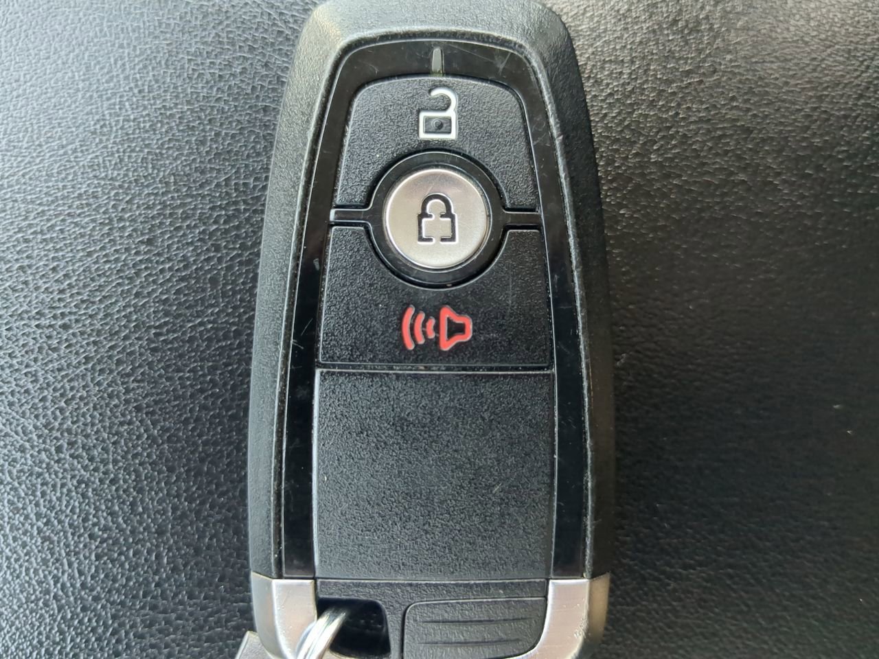 Certified 2024 Ford Edge SEL image 28