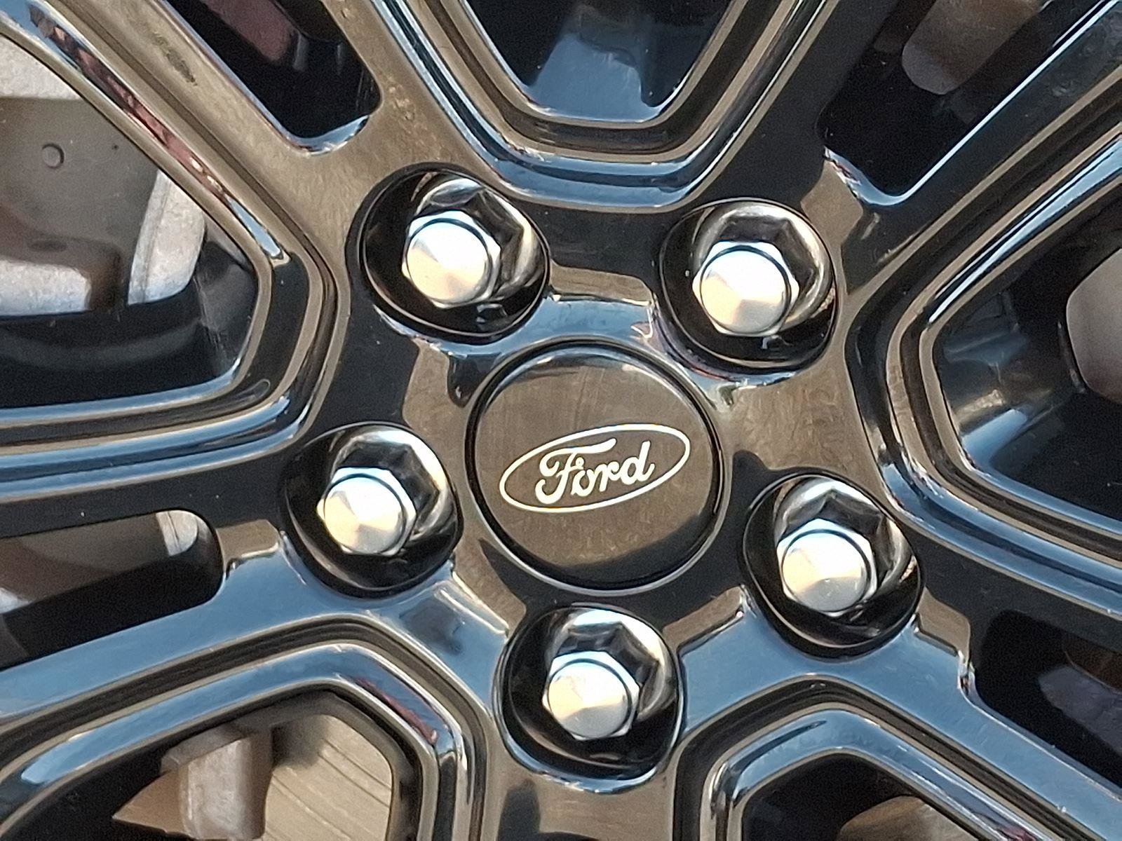 Certified 2023 Ford Edge SE w/ Black Appearance Package image 30