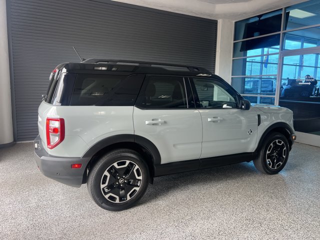 Certified 2024 Ford Bronco Sport Outer Banks w/ Tech Package AWD/4WD image 4