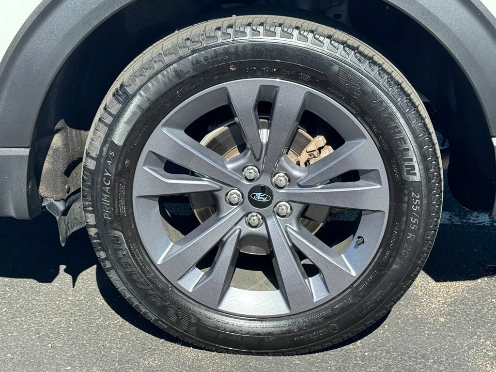 Certified 2023 Ford Explorer XLT w/ Equipment Group 202A AWD/4WD image 52