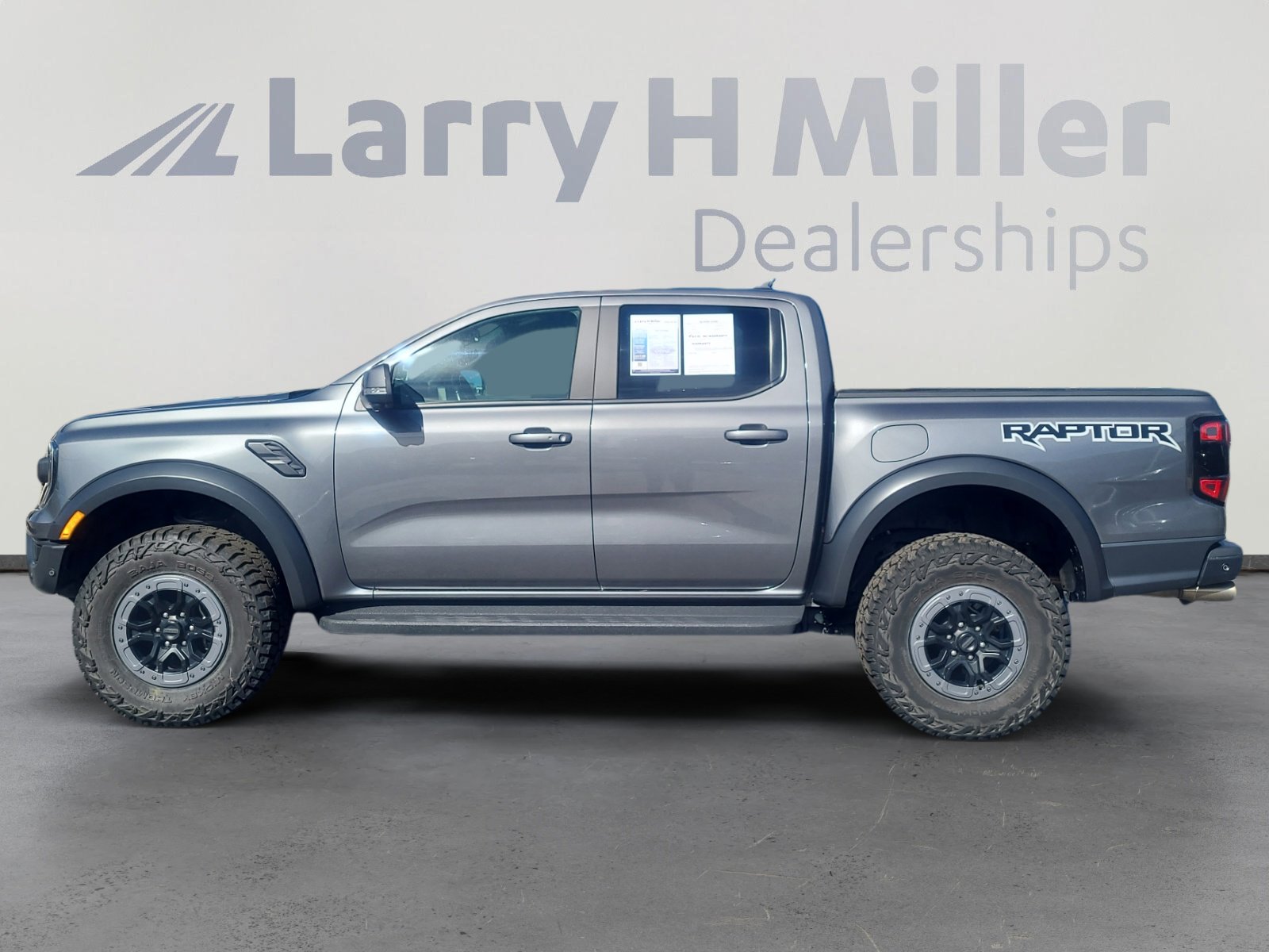 Certified 2024 Ford Ranger Raptor AWD/4WD image 2