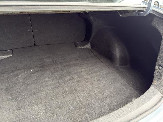 Used 2021 Toyota Corolla LE image 6