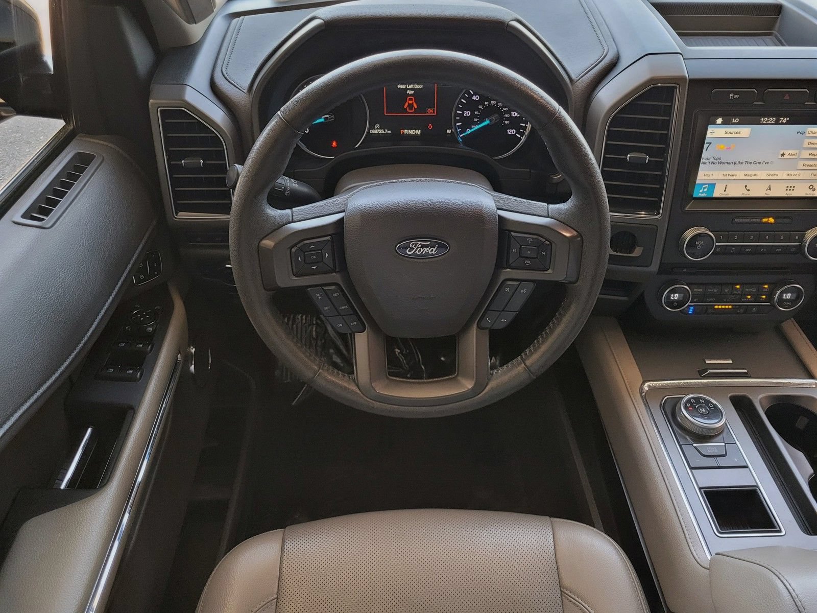 Certified 2018 Ford Expedition XLT w/ Equipment Group 202A RWD image 11