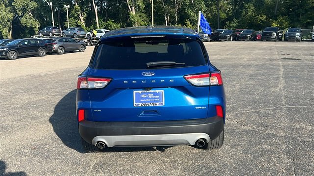 Certified 2022 Ford Escape SE w/ Cold Weather Package image 4