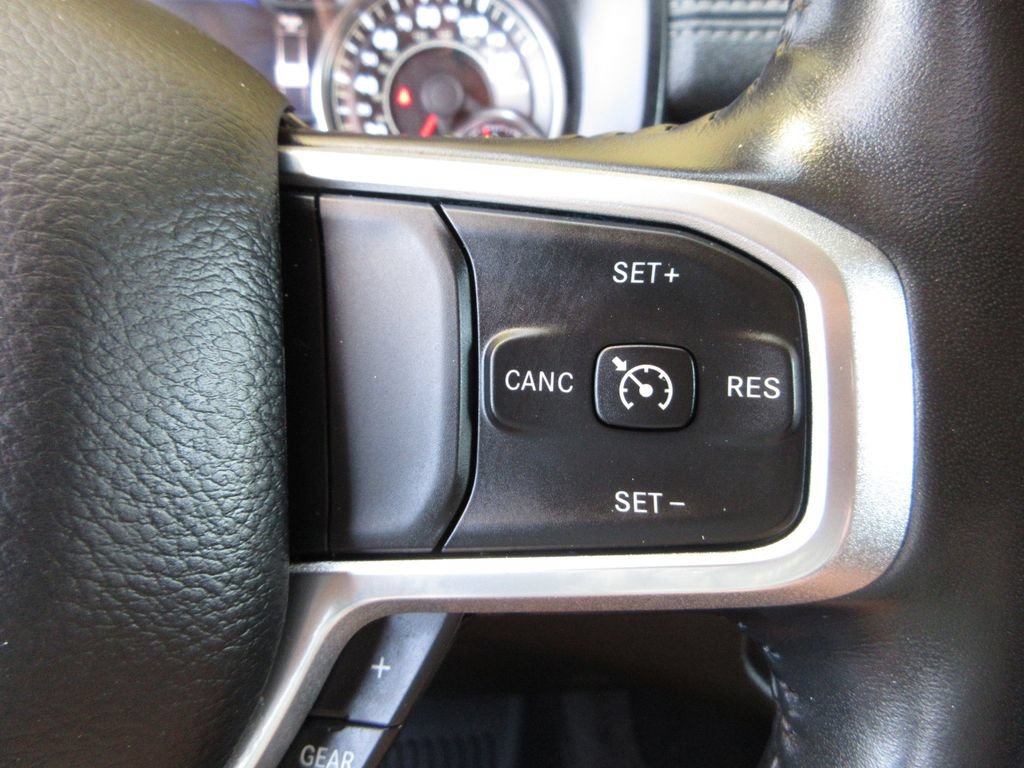 Used 2020 RAM 1500 Laramie RWD image 17
