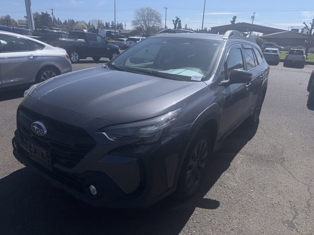 Used 2025 Subaru Outback Onyx Edition AWD/4WD image 1