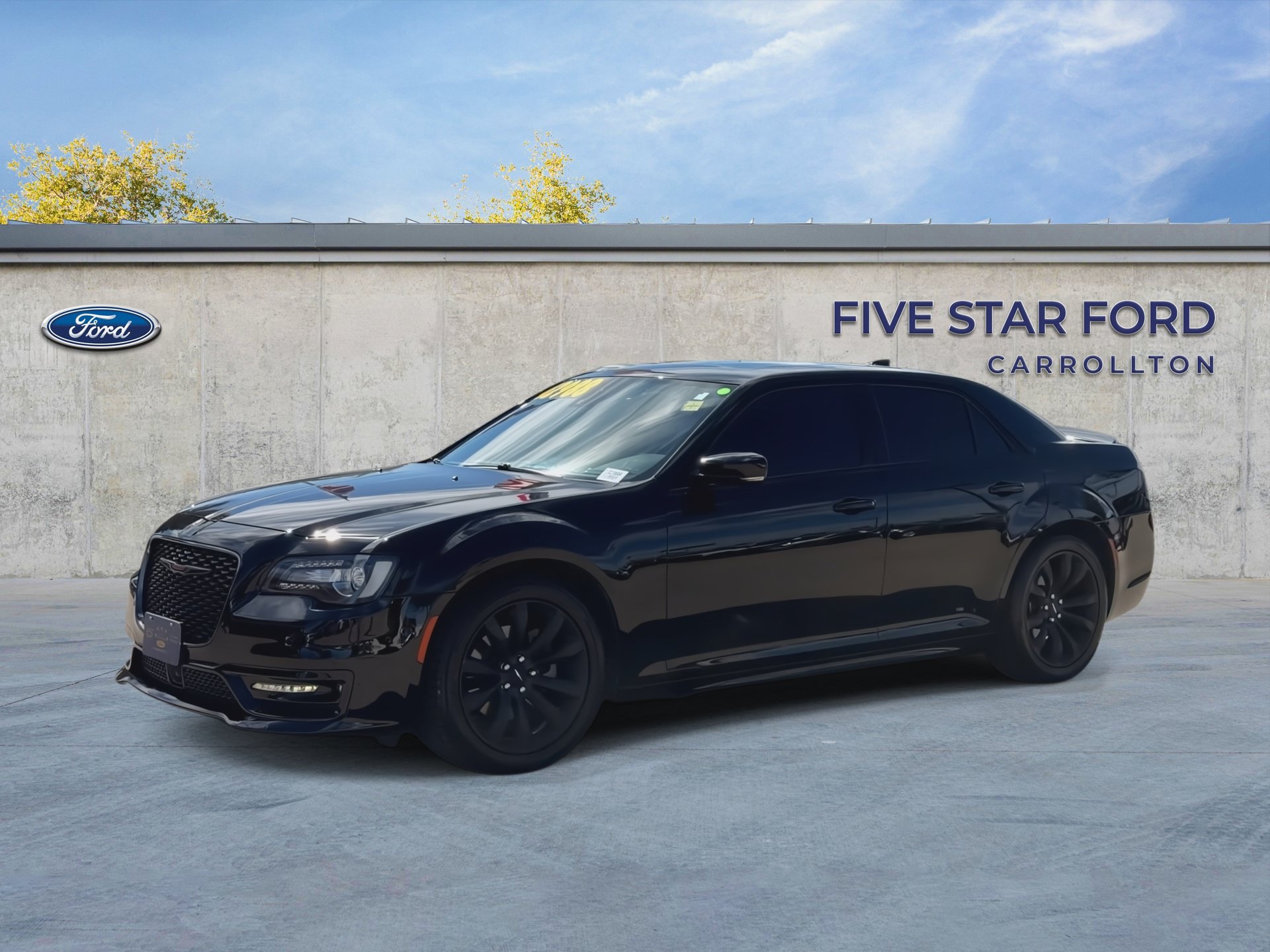 Used 2023 Chrysler 300 S w/ Comfort Group RWD image 4