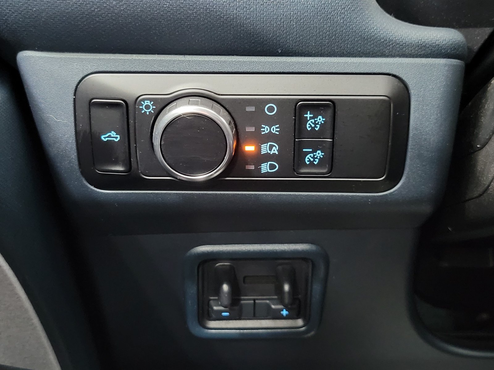 Certified 2024 Ford Maverick XLT w/ Equipment Group 300A Standard AWD/4WD image 14