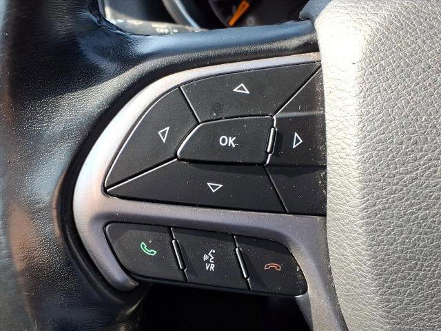 Used 2020 Jeep Grand Cherokee Laredo image 10