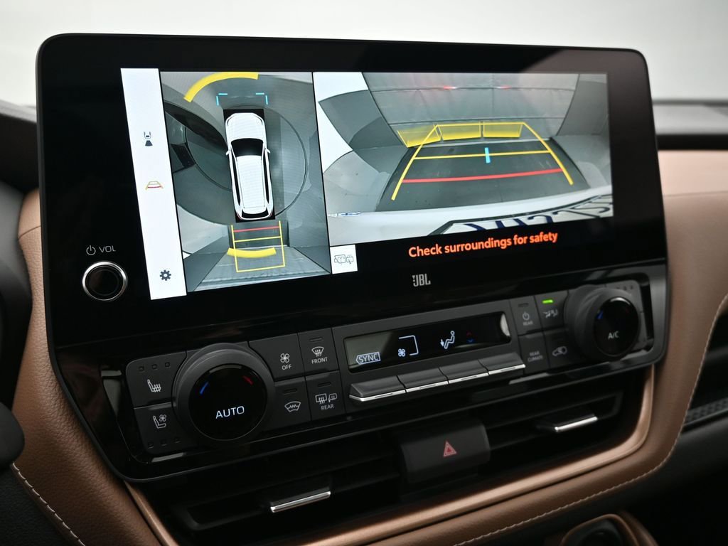 Used 2024 Toyota Grand Highlander AWD Hybrid image 15