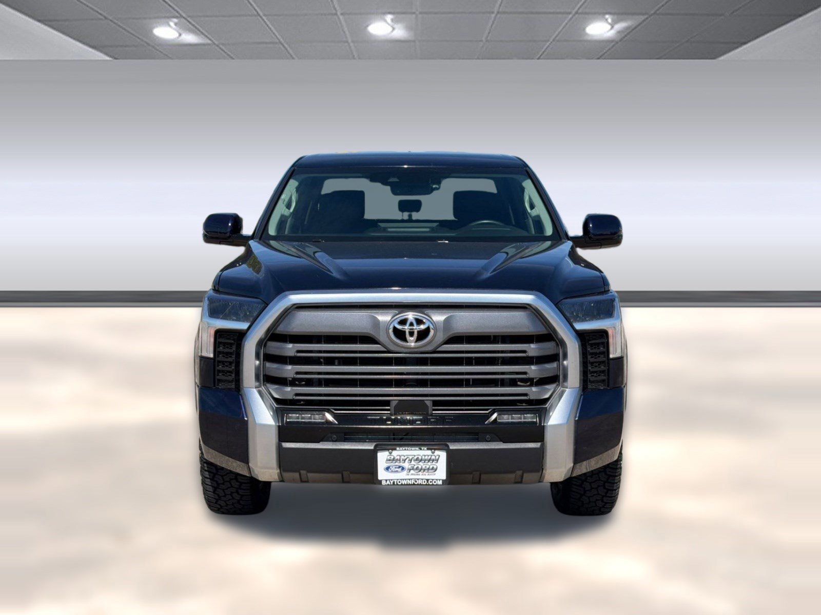 Used 2024 Toyota Tundra Limited w/ Power Package image 8