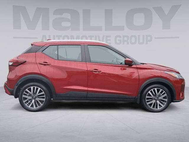 Used 2023 Nissan Kicks SV FWD image 6