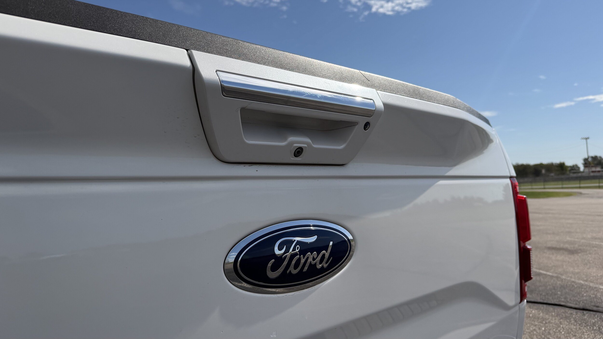 Certified 2017 Ford F150 Lariat AWD/4WD image 7