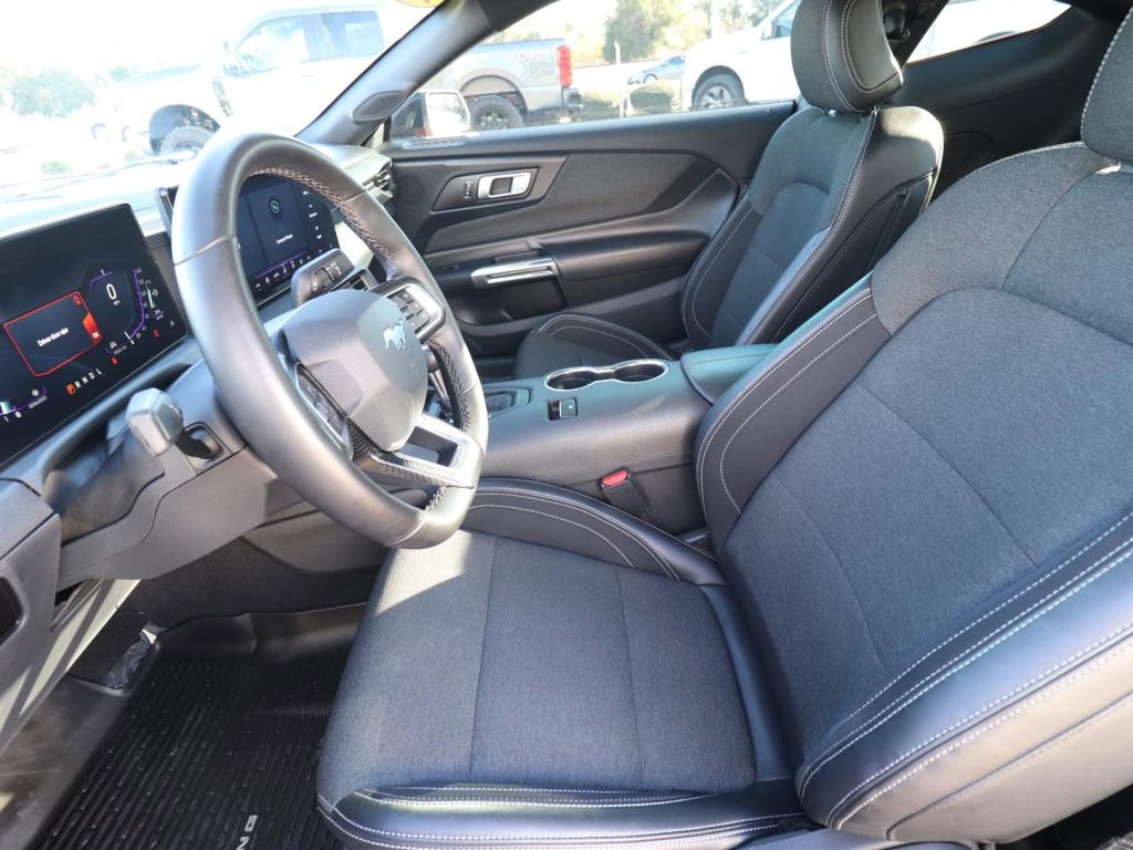 Certified 2024 Ford Mustang Coupe image 8